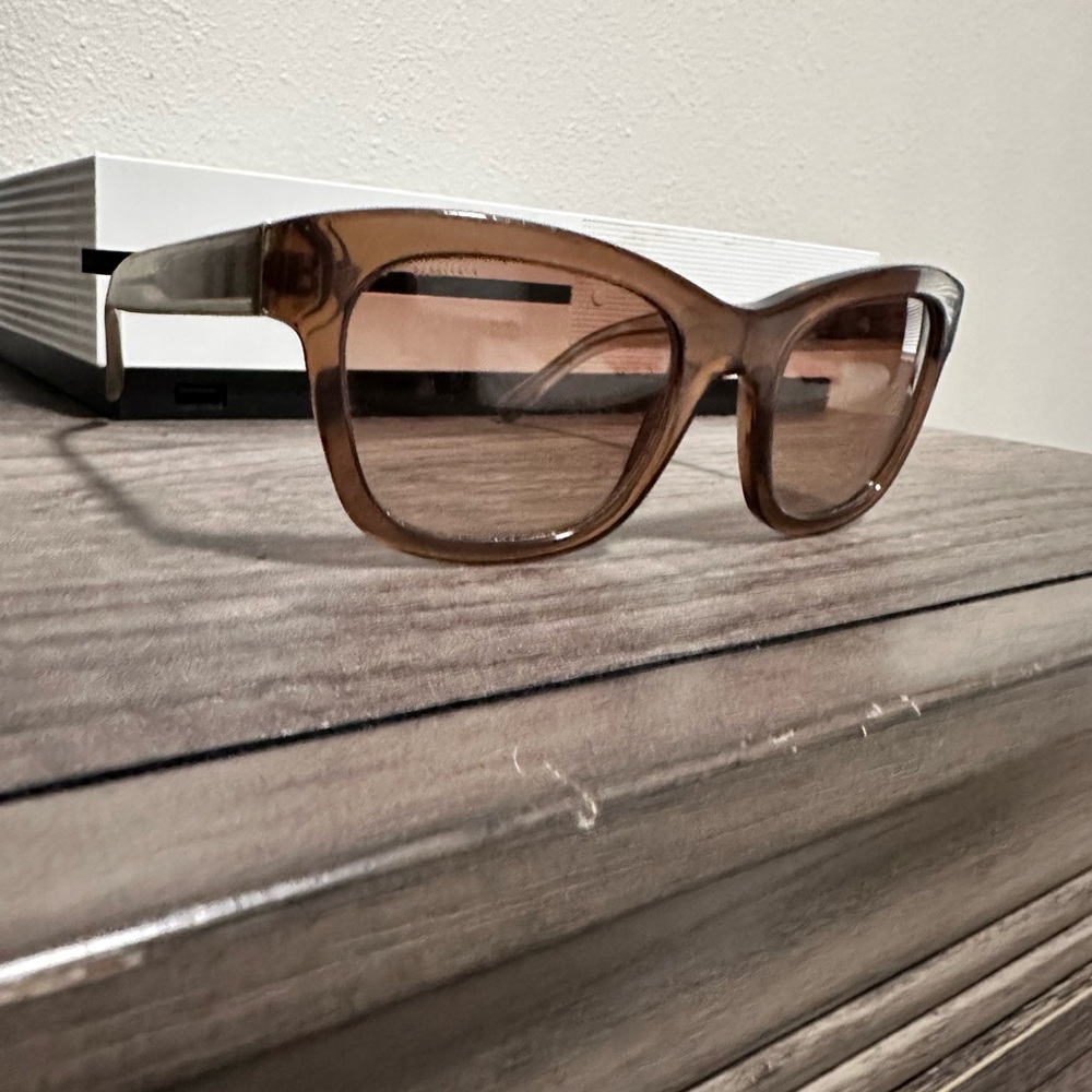 BURBERRY UNISEX SUNGLASSES